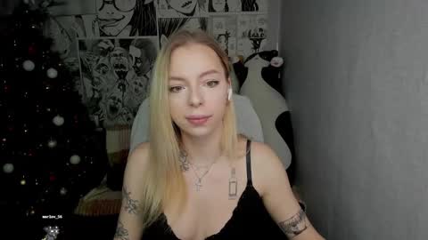 Snapshot of martha_cameron chatting on December 2024 11:53:02 PM Martha Cameron online show from December 2024 11:53:02 PM