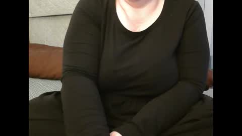 Snapshot of marthabriest chatting on March 2025 06:48:02 AM Martha online show from March 2025 06:48:02 AM