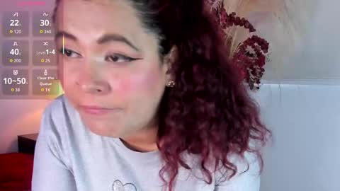 Marthina  online show from November 2025 01:39:02 PM