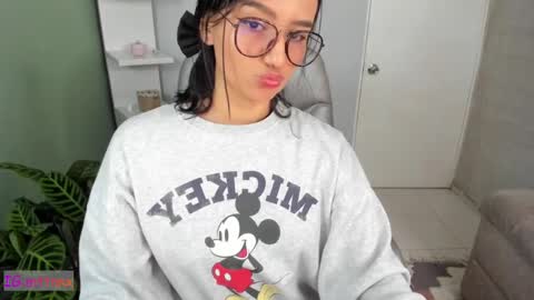 Martina online show from March 2025 12:44:02 PM