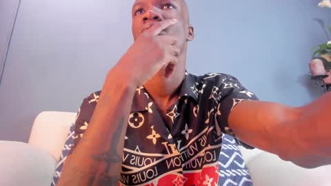 Snapshot of martin_killer chatting on February 2025 01:11:01 AM Martin online show from February 2025 01:11:01 AM