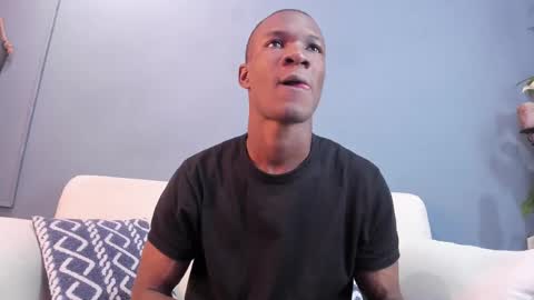 Snapshot of martin_killer chatting on February 2025 01:33:01 AM Martin online show from February 2025 01:33:01 AM