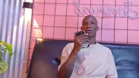 Snapshot of martin_killer chatting on September 2025 02:22:02 AM Martin online show from September 2025 02:22:02 AM