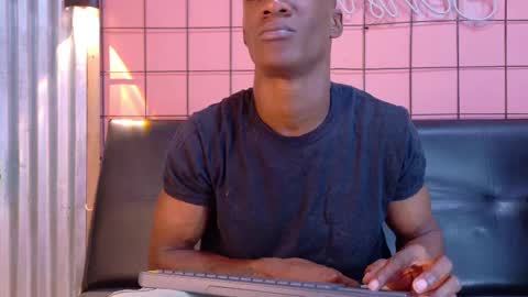 Snapshot of martin_killer chatting on September 2025 01:40:01 AM Martin online show from September 2025 01:40:01 AM