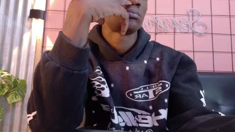 Snapshot of martin_killer chatting on October 2025 01:35:01 AM Martin online show from October 2025 01:35:01 AM