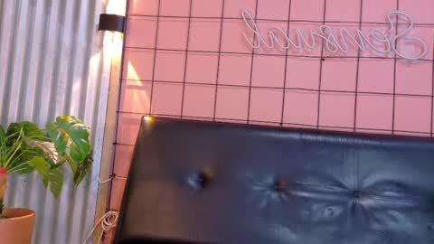 Snapshot of martin_killer chatting on October 2025 01:26:01 AM Martin online show from October 2025 01:26:01 AM