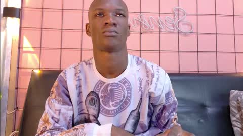 Snapshot of martin_killer chatting on October 2025 01:17:02 AM Martin online show from October 2025 01:17:02 AM