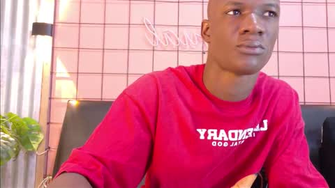 Snapshot of martin_killer chatting on October 2025 01:50:02 AM Martin online show from October 2025 01:50:02 AM