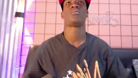 Snapshot of martin_killer chatting on November 2025 01:27:02 AM Martin online show from November 2025 01:27:02 AM