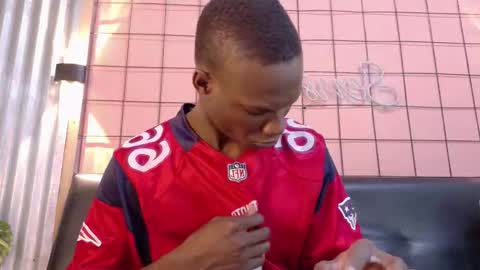 Martin online show from November 2025 01:18:01 AM