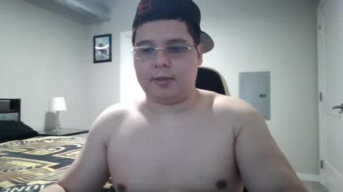 Snapshot of martin_militaryboy chatting on May 2026 08:38:02 PM martin_militaryboy online show from May 2026 08:38:02 PM