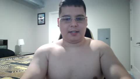 Snapshot of martin_militaryboy chatting on May 2026 11:23:01 PM martin_militaryboy online show from May 2026 11:23:01 PM