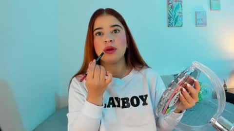 C A R O L I N A  online show from April 2026 10:55:01 AM