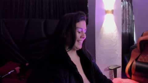 Snapshot of martina_foxy_ chatting on January 2025 02:58:01 PM MARTINA online show from January 2025 02:58:01 PM