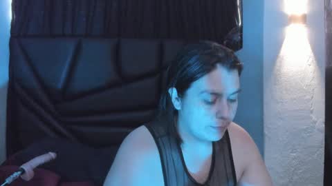Snapshot of martina_foxy_ chatting on January 2025 05:53:01 PM MARTINA online show from January 2025 05:53:01 PM