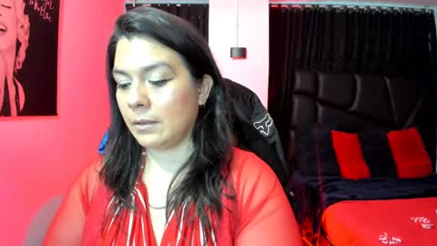 Snapshot of martina_foxy_ chatting on February 2025 11:25:02 AM MARTINA online show from February 2025 11:25:02 AM