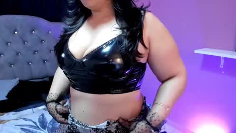 Snapshot of martina_foxy_ chatting on February 2025 07:21:01 PM MARTINA online show from February 2025 07:21:01 PM
