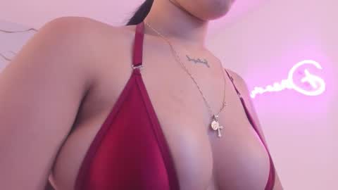 Snapshot of martina_gomezgomez chatting on February 2026 12:30:01 PM online show from February 2026 12:30:01 PM