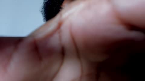 Laura online show from January 2025 10:25:02 PM