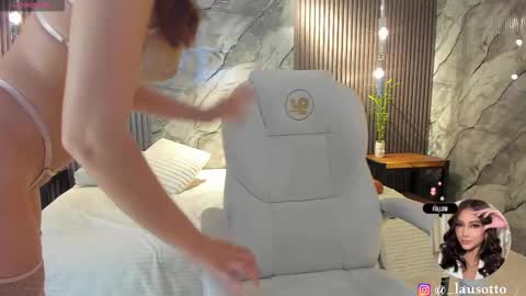 Martina  online show from November 2025 06:39:01 PM