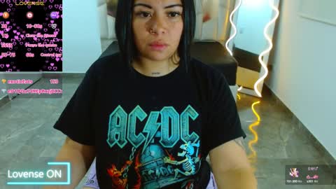 Snapshot of martina_tay chatting on December 2024 07:44:01 AM Hey im martina online show from December 2024 07:44:01 AM