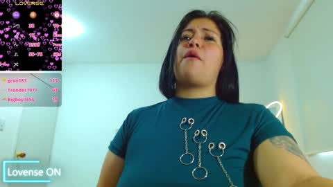 Snapshot of martina_tay chatting on December 2024 04:08:02 PM Hey im martina online show from December 2024 04:08:02 PM