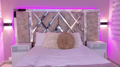 Martina Garcia online show from December 2025 05:40:02 PM