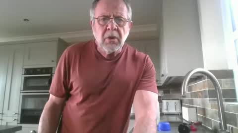 Snapshot of martinrgbxxxx chatting on May 2026 08:23:01 AM martinrgbxxxx online show from May 2026 08:23:01 AM