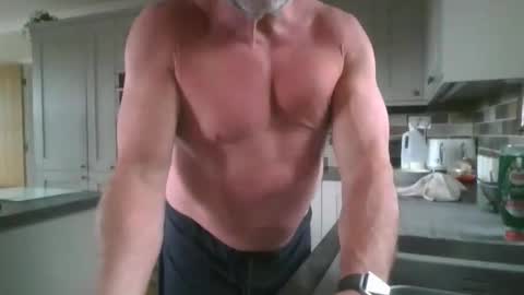 Snapshot of martinrgbxxxx chatting on June 2026 07:32:02 AM martinrgbxxxx online show from June 2026 07:32:02 AM
