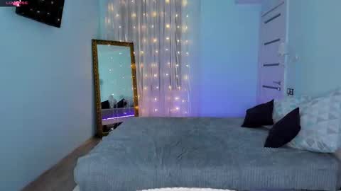 Mary online show from March 2025 12:23:02 PM