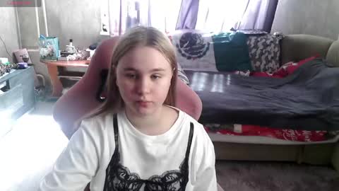  MY NAME IS MILA WELCOME TO MY ROOM online show from April 2026 08:02:02 AM