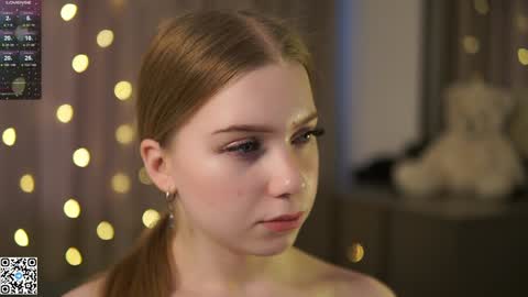 Snapshot of mary_hope_u chatting on December 2024 09:22:01 AM Mary online show from December 2024 09:22:01 AM