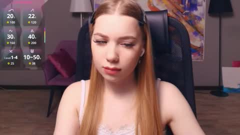 Snapshot of mary_hope_u chatting on December 2025 10:57:02 AM Mary online show from December 2025 10:57:02 AM