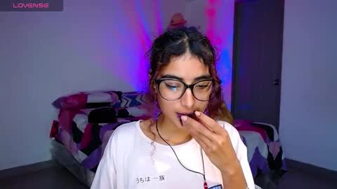 Snapshot of mary_jane1_ chatting on November 2025 01:38:02 AM mary online show from November 2025 01:38:02 AM