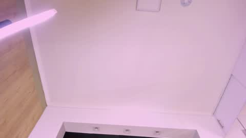 Snapshot of mary_kisss chatting on January 2025 02:09:02 AM online show from January 2025 02:09:02 AM