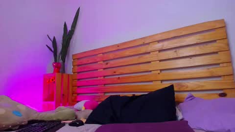 Snapshot of mary_magic chatting on March 2025 10:00:02 AM mary_magic online show from March 2025 10:00:02 AM