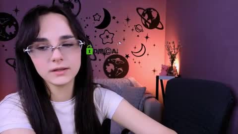 Mary online show from April 2026 07:18:01 PM