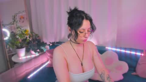 Mary online show from February 2026 02:17:02 AM