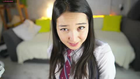Snapshot of mary_shiota chatting on January 2025 07:05:01 AM HelIo Everyone Im MaryWelcome to my room and lets have a good time together with me online show from January 2025 07:05:01 AM