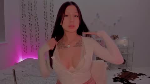 Maryana online show from September 2025 07:02:02 PM