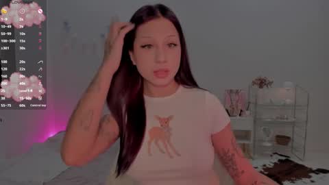 Maryana online show from October 2025 04:59:02 PM