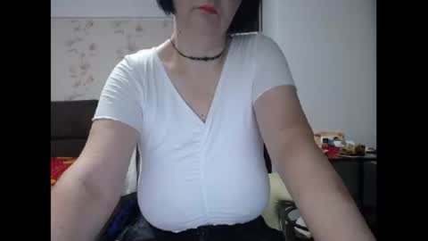 Mary online show from October 2025 02:53:01 AM