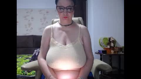 Snapshot of mary_x chatting on June 2026 03:25:01 AM Mary online show from June 2026 03:25:01 AM