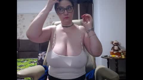 Snapshot of mary_x chatting on July 2026 03:20:02 AM Mary online show from July 2026 03:20:02 AM