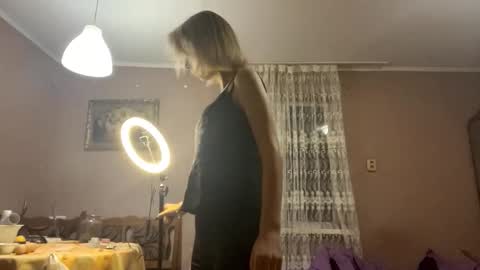 Snapshot of maryannaplateros chatting on February 2026 08:16:01 PM Tessa online show from February 2026 08:16:01 PM