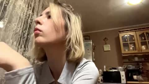 Snapshot of maryannaplateros chatting on February 2026 07:10:02 PM Tessa online show from February 2026 07:10:02 PM