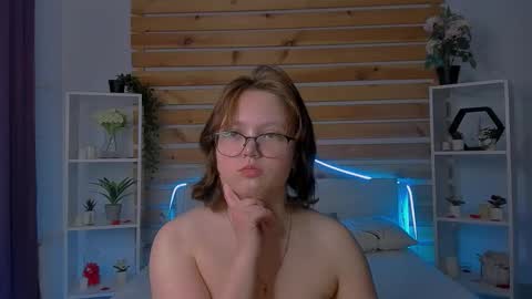 marybryantt online show from February 2026 01:34:01 AM