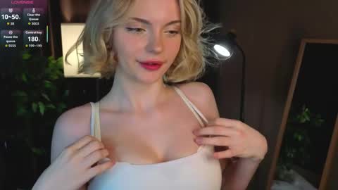 Mary online show from April 2026 01:06:02 AM