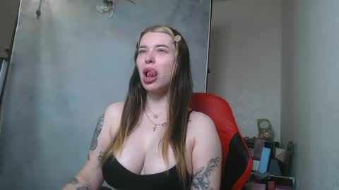 Snapshot of maryh0tlove chatting on June 2026 09:58:02 AM maryh0tlove online show from June 2026 09:58:02 AM