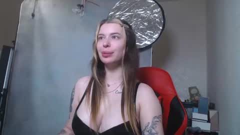 Snapshot of maryh0tlove chatting on July 2026 10:19:02 AM maryh0tlove online show from July 2026 10:19:02 AM